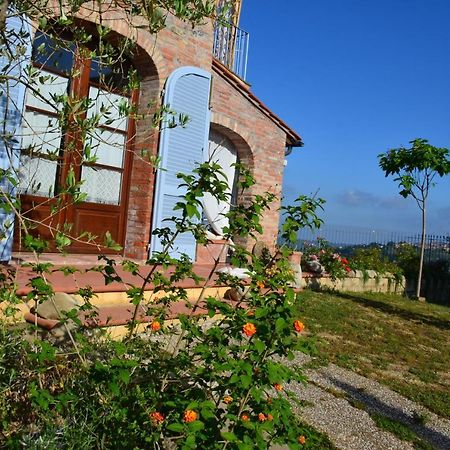 Casa Magnolia Apartment Terricciola Екстериор снимка